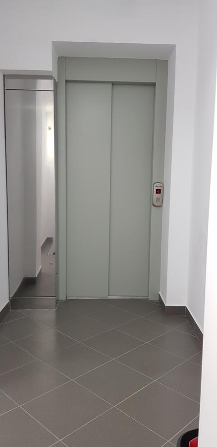 Studio Confort 3 Bucharest Luaran gambar