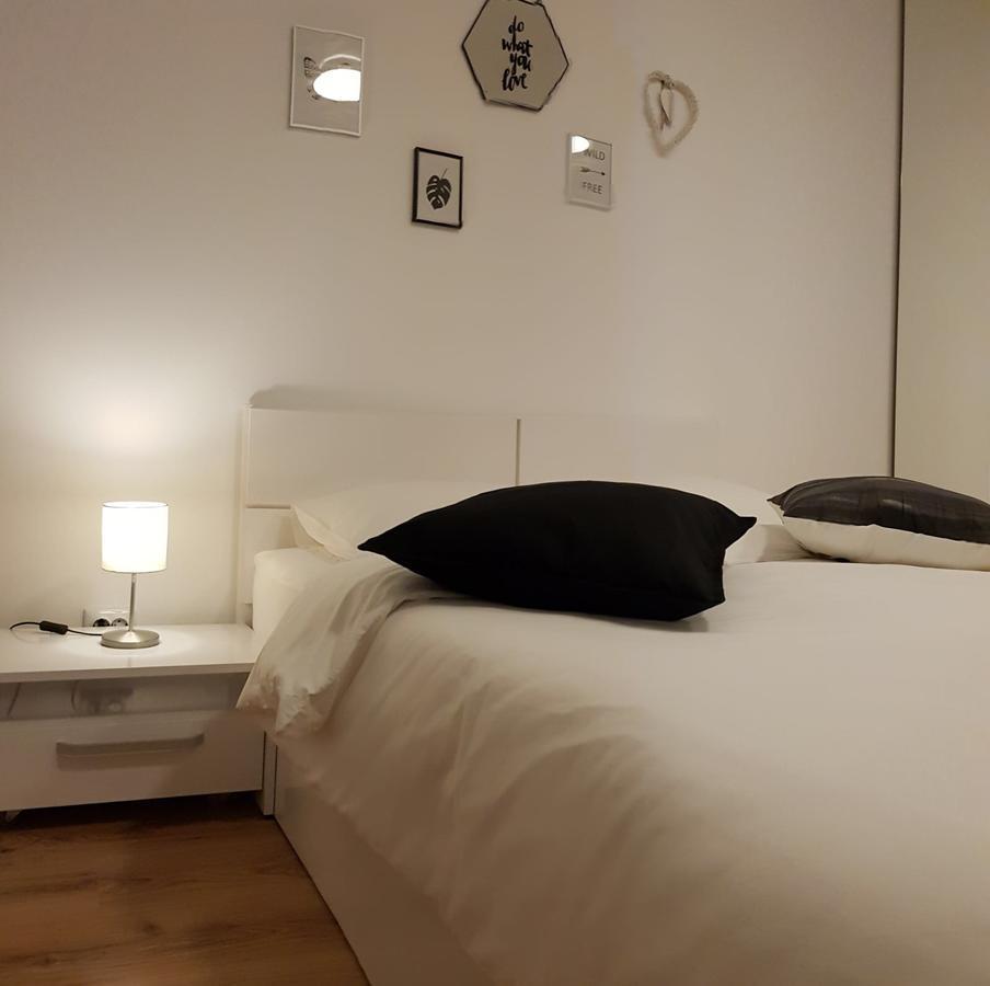 Studio Confort 3 Bucharest Luaran gambar