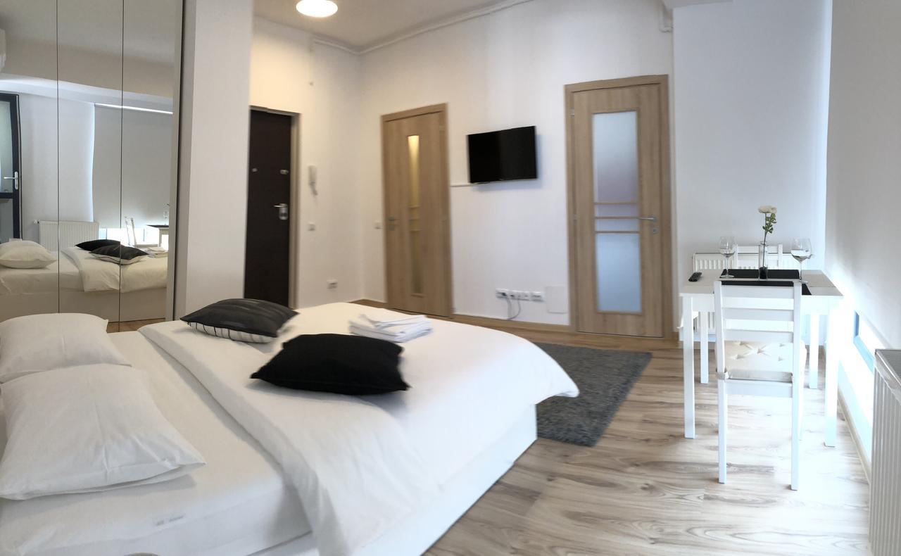 Studio Confort 3 Bucharest Luaran gambar